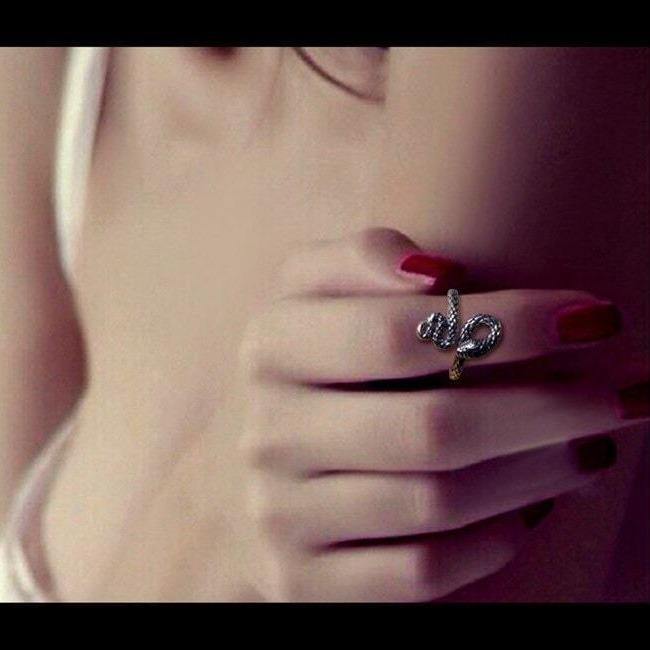 Bague Serpent femme Ancien en Argent