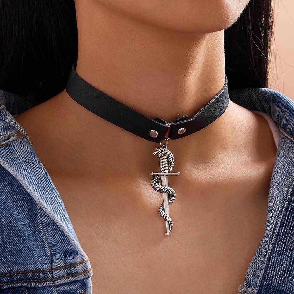Collier Cuir Serpent