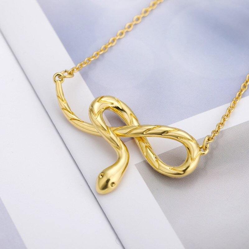 Collier Serpent Doré acier