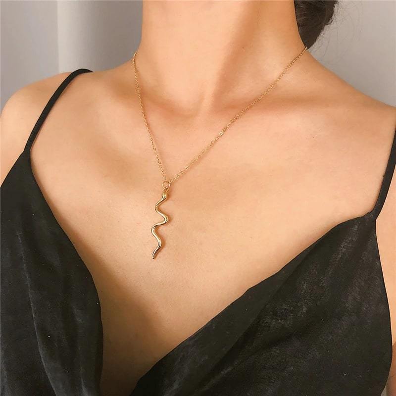 Collier Serpent or Femme