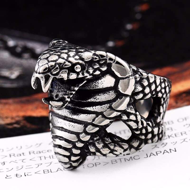 Bague Serpent Cobra Venimeux